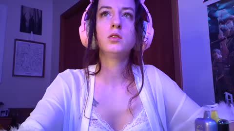 FreyaTheGemini online show from 01.06.25