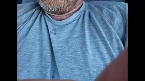 Snapshot of frickish chatting on 10.01.25 Frickish online show from 10.01.25