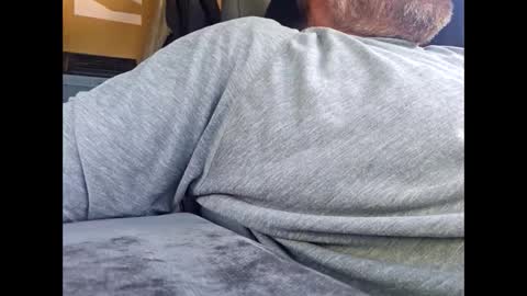 Snapshot of frickish chatting on 10.02.25 Frickish online show from 10.02.25