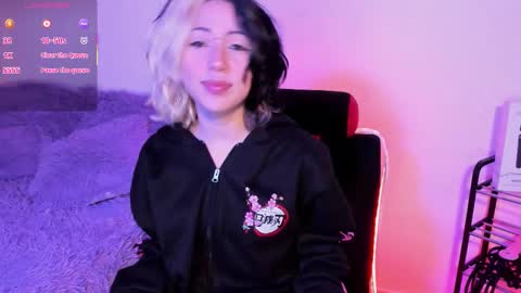 Snapshot of frida_lassi_ chatting on 10.02.25 frida_lassi_ online show from 10.02.25