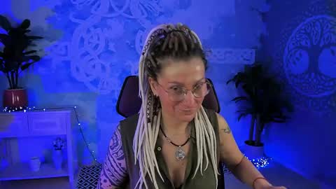 Frida Tander online show from 05.13.26