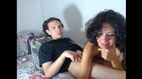 Snapshot of frikisa chatting on 05.18.26 frikisa online show from 05.18.26