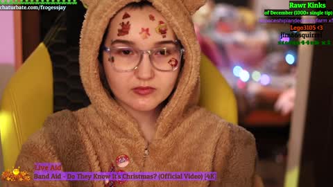 Snapshot of frogessjay chatting on 12.16.24   Jaywise Frogfoot  online show from 12.16.24
