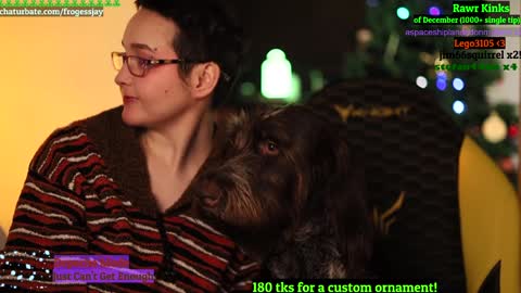 Snapshot of frogessjay chatting on 12.27.24   Jaywise Frogfoot  online show from 12.27.24