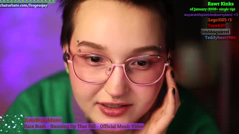 Snapshot of frogessjay chatting on 01.09.25   Jaywise Frogfoot  online show from 01.09.25