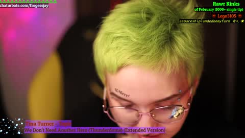 Snapshot of frogessjay chatting on 01.31.25   Jaywise Frogfoot  online show from 01.31.25