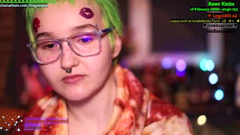 Snapshot of frogessjay chatting on 02.14.25   Jaywise Frogfoot  online show from 02.14.25