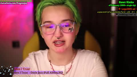 Snapshot of frogessjay chatting on 02.22.25   Jaywise Frogfoot  online show from 02.22.25