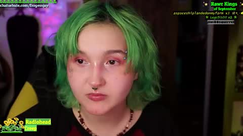 Snapshot of frogessjay chatting on 09.12.25   Jaywise Frogfoot  online show from 09.12.25