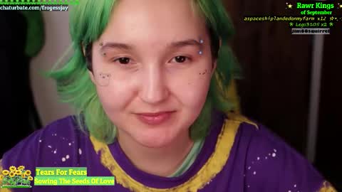 Snapshot of frogessjay chatting on 09.14.25   Jaywise Frogfoot  online show from 09.14.25