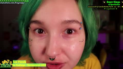 Snapshot of frogessjay chatting on 10.06.25   Jaywise Frogfoot  online show from 10.06.25