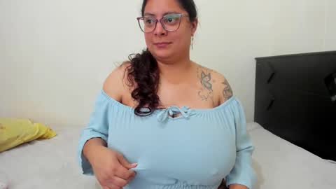 Snapshot of fromheaven_ chatting on 09.20.25 Lucy online show from 09.20.25