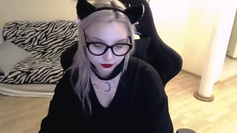 Lilith online show from 12.05.24