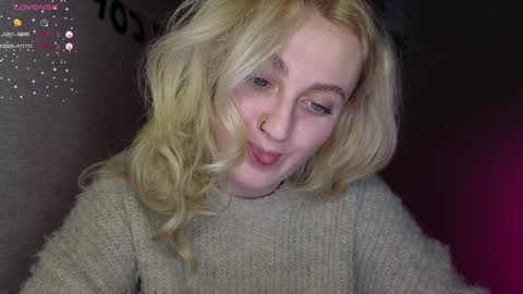 Snapshot of frosty_blueberries4 chatting on 12.02.24 ANA online show from 12.02.24
