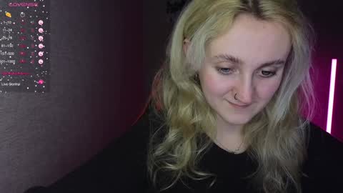 Snapshot of frosty_blueberries4 chatting on 01.19.25 ANA online show from 01.19.25