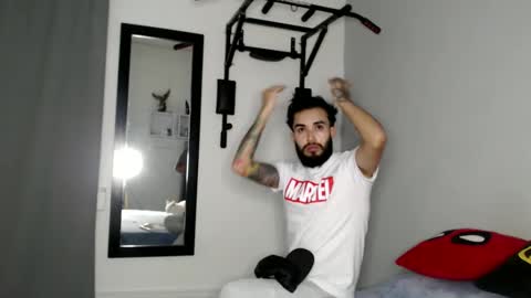 Snapshot of ftmen chatting on 02.25.25 Jestevan online show from 02.25.25