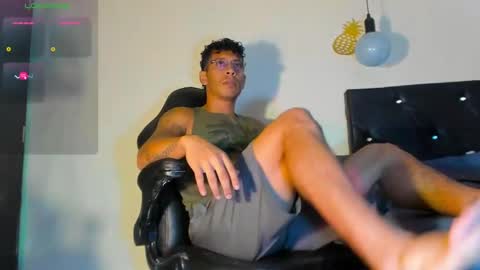 Ricardodominic 1   MODELO INDEPENDIENTE online show from 12.28.24