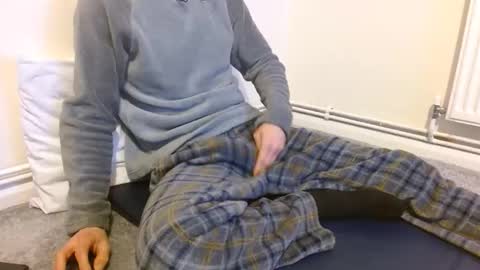 fuckbeatb online show from 11.30.25