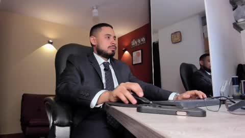 SERGIO THE SEX LAWYER online show from 04.02.26