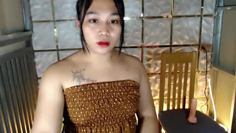 ITS ME CRYSTAL online show from 02.18.26