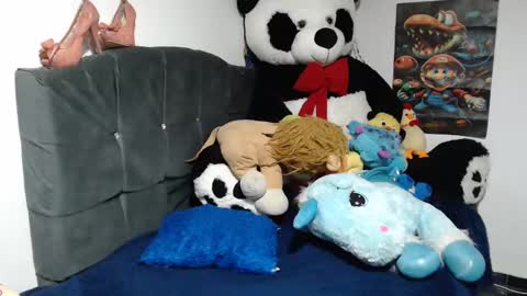 Snapshot of fucking_temptation1 chatting on 12.31.24 Mia and Gary online show from 12.31.24