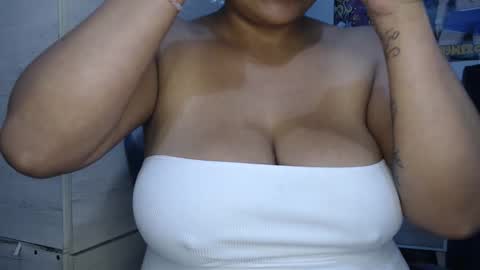 Mia and Gary  online show from 12.01.25