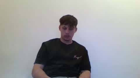 Snapshot of fuckmales chatting on 11.14.25 fuckmales online show from 11.14.25