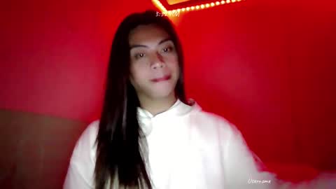 Snapshot of fuckmebaby_20 chatting on 02.24.25 Vannessa online show from 02.24.25