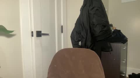 Snapshot of fuckyeahcoach chatting on 03.09.25 Muscle Bear Jock in Training online show from 03.09.25