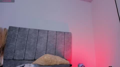 laura - Independent model online show from 06.02.26