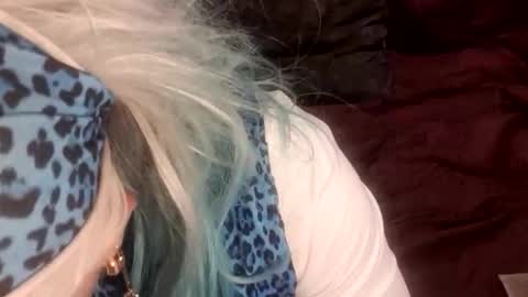 Snapshot of full4cefull chatting on 09.27.25 Pizzaz online show from 09.27.25