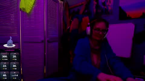 Snapshot of funafterdark13 chatting on 09.16.25 Princess Nellie Captain Simon online show from 09.16.25