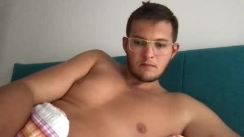 Snapshot of funnnn6960xx chatting on 09.28.25 funnnn6960xx online show from 09.28.25