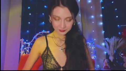 Tiffany online show from 03.05.25