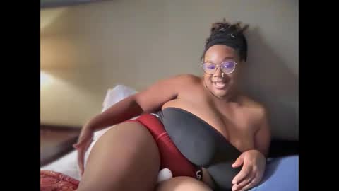 Snapshot of furykat1 chatting on 09.17.25 furykat1 online show from 09.17.25