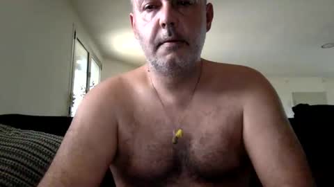 Snapshot of futbolin95 chatting on 01.25.25 futbolin95 online show from 01.25.25