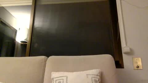 Snapshot of futbolin95 chatting on 02.14.25 futbolin95 online show from 02.14.25