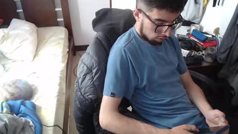 Snapshot of fvckhorneyguy chatting on 05.26.26 andrew online show from 05.26.26