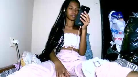 Snapshot of fyah1027 chatting on 01.10.26 fyah1027 online show from 01.10.26