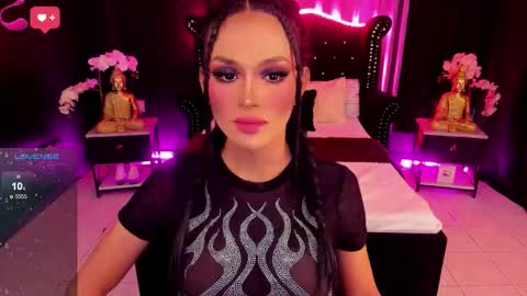 Snapshot of gab_quinn chatting on 09.23.25 GAB online show from 09.23.25