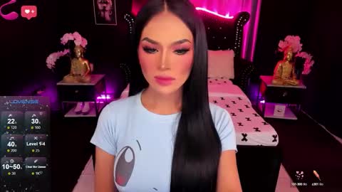 Snapshot of gab_quinn chatting on 09.27.25 GAB online show from 09.27.25