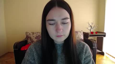 Jaklin online show from 10.20.25