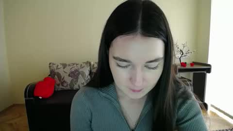 Jaklin online show from 11.11.25