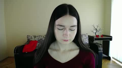 Jaklin online show from 11.14.25