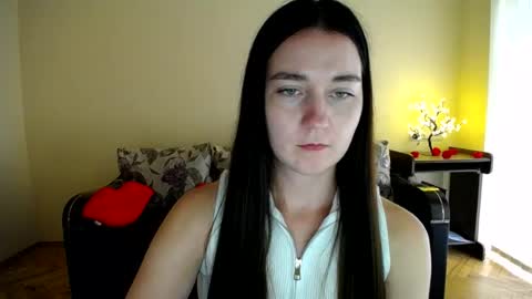Snapshot of gabby_di chatting on 07.04.26 Jaklin online show from 07.04.26