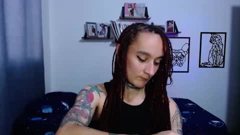 gabby_moon09 online show from 10.28.25