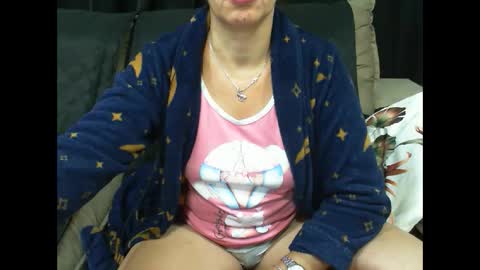 Snapshot of gabibrasil chatting on 12.11.24 gaby layla online show from 12.11.24