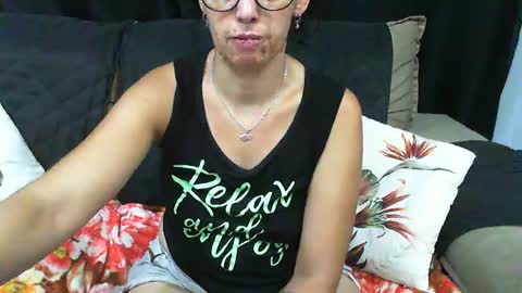 Snapshot of gabibrasil chatting on 01.19.25 gaby layla online show from 01.19.25