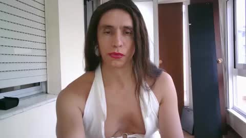 Snapshot of gabitg chatting on 10.30.25 Gabi online show from 10.30.25