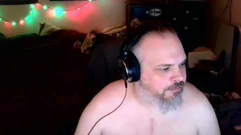 Snapshot of gabriel_dk chatting on 11.02.25 Gabriel online show from 11.02.25